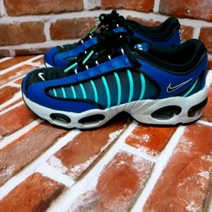 Boys Nike Air Max Tailwind IV Shoes